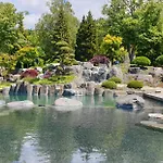Zen Garden Resort, شقة