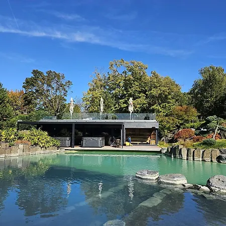Zen Garden Resort, Zánka