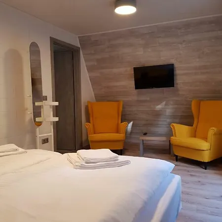 Zen Garden Resort, Apartament Zánka