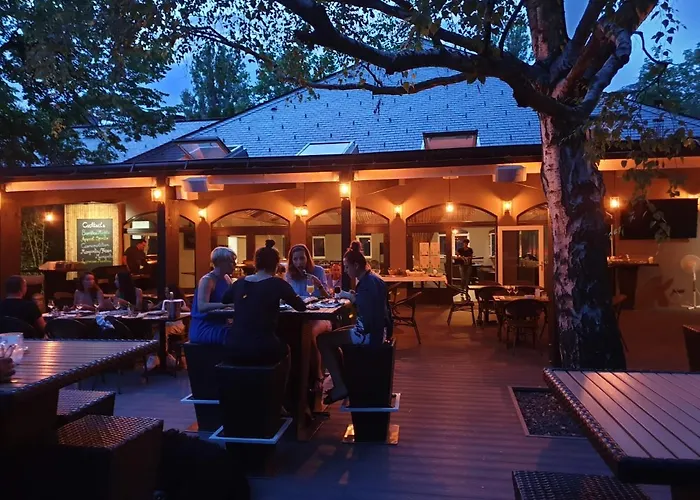 דירה Zen Garden Resort, Zánka