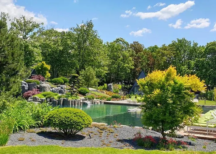 Zen Garden Resort, דירה Zánka