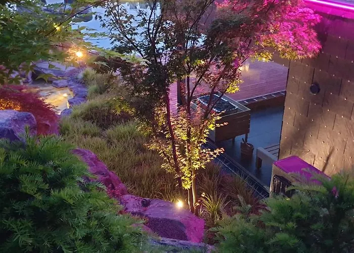 Zen Garden Resort, דירה Zánka