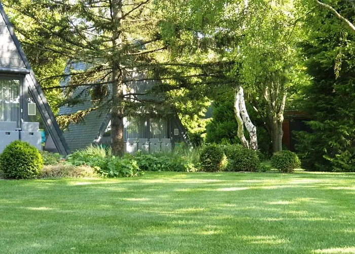 Zen Garden Resort, * Zánka